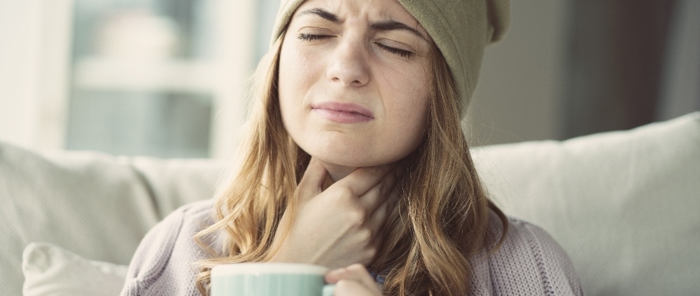 wat te doen bij keelpijn